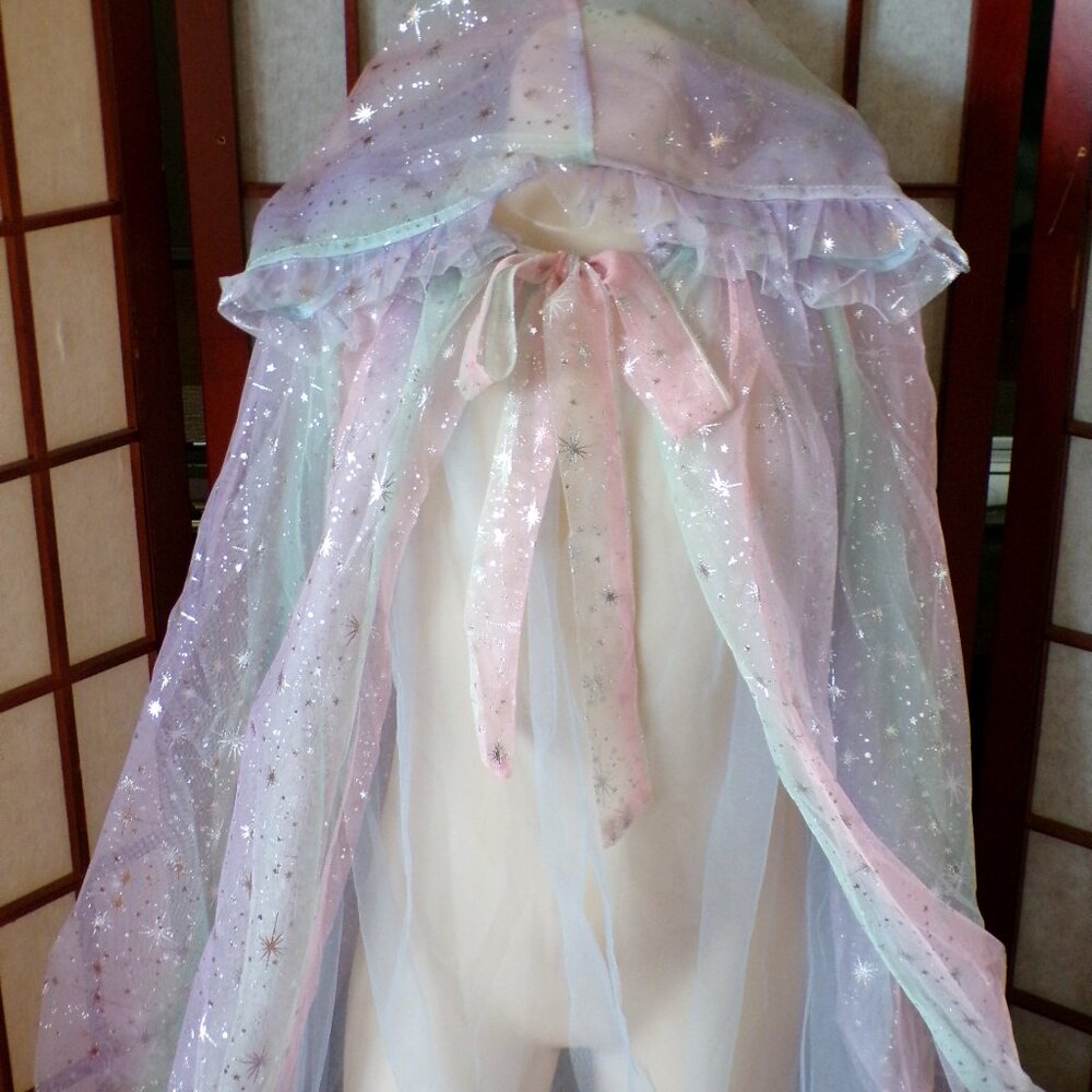 Girls Hooded PRINCESS CAPE Costume Dress Up PRICE IS FIRM - Picture 6 of 13